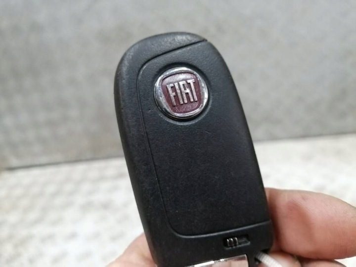 Fiat 500X ключ с пультом, фото 2