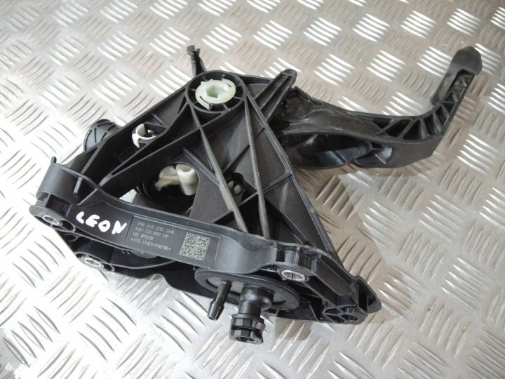 ПЕДАЛЬ СЦЕПЛЕНИЯ SEAT LEON IV 5F 5Q1721059HP, фото 1