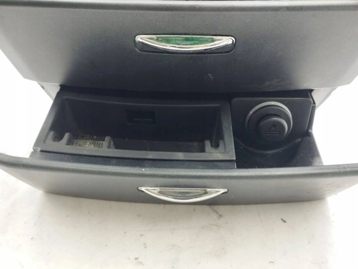 Пепельница KIA SORENTO I (JC) 845703E00 2.5L дизель 125 кВт 2009, фото 7