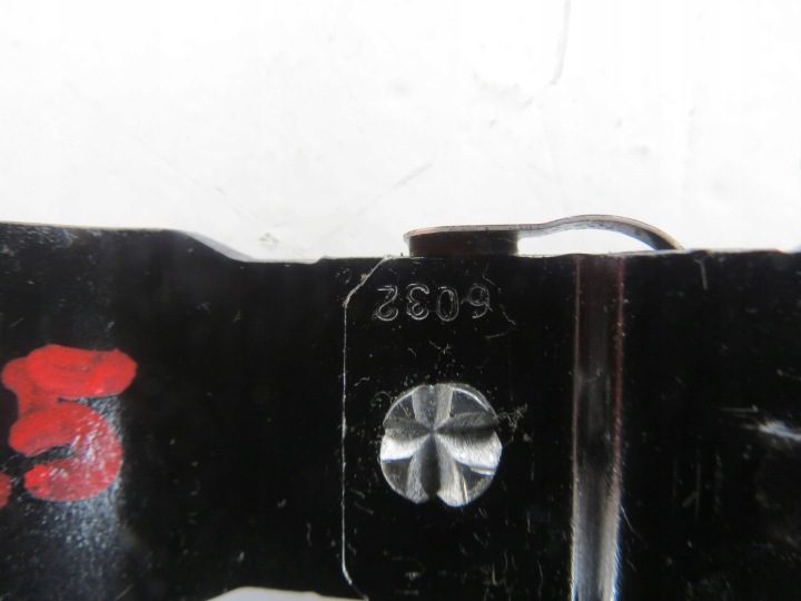Volvo XC90 Кронштейн/крепление ремней безопасности, фото 3