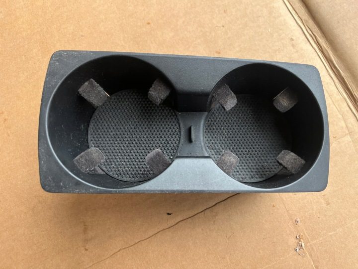ПОДСТАКАННИК БАРДАЧОК VOLVO S40 II V50 2004-2012 8686022, фото 1