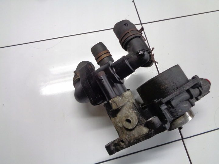 Ford OE XS7Q-2A451-BJ насос вакуумный, фото 5