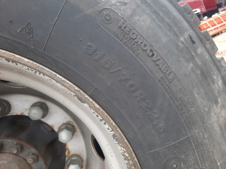 Шины колеса задние Bridgestone R Drive 001 315/70/22.5, фото 4