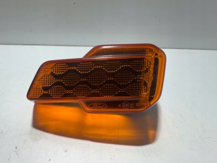 Поворотник Левый LED Ford F-Max Cargo Euro 6 JC46-13B377, фото 1