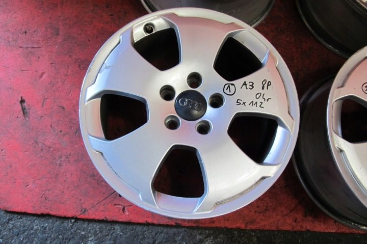 4× Литой диск Audi OE 8P0601025C AUDI A3 8P A3 8P 7.5" x 17" 5x112 ET 56, фото 2