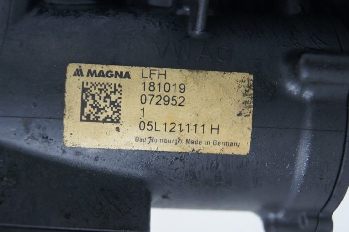 Корпус термостата насос Audi A4 B9 2.0 TDI мягкий гибрид DEZ 05L121111H, фото 2