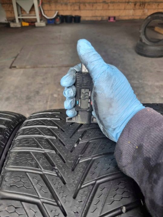 Шина зимняя Continental ContiWinterContact TS 800 185/60R15 88 т сцепление на снегу (3PMSF), фото 3