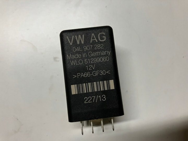 Реле 511 свечей накаливания 1.6 TDI Seat Leon 3 III 04L907282, фото 7