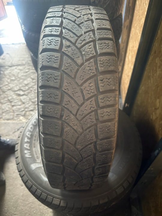 Шина зимняя Vredestein Comtrac Winter 195/80R14 106 R сцепление на снегу (3PMSF), фото 1