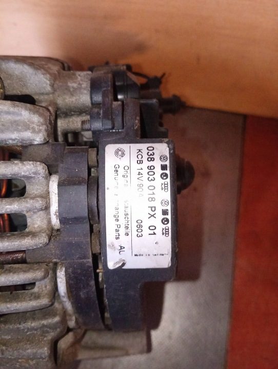 Генератор Volkswagen OE 038903018PX, фото 2