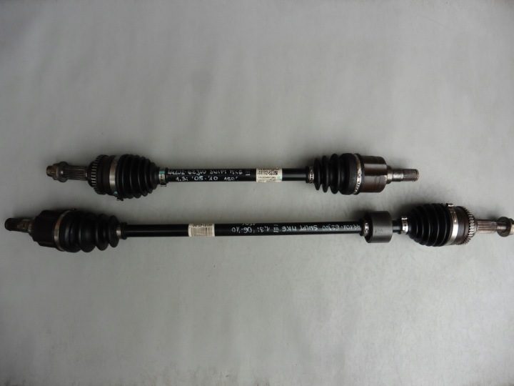ПОЛУОСЬ ЛЕВАЯ ПЕРЕДНЯЯ SUZUKI SWIFT MK6 III 1,3i 2005-2010R 44102-62J00, фото 1