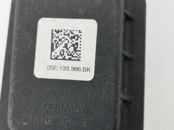 Volkswagen Touran III 1.5 TSI топливная трубка 05E133366BK, фото 4