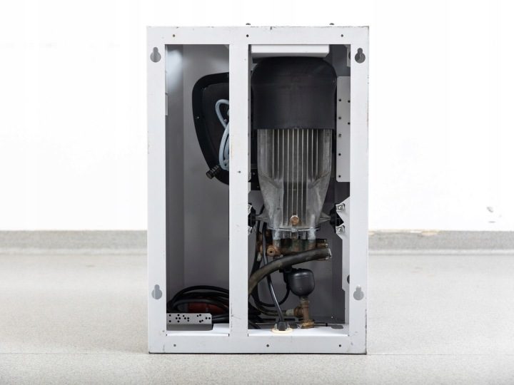 МОЙКА ВЫСОКОГО ДАВЛЕНИЯ KARCHER HD 9/18-4 ST 180 бар 900l/h 400V 6,8 кВт 5500 нетто, фото 10
