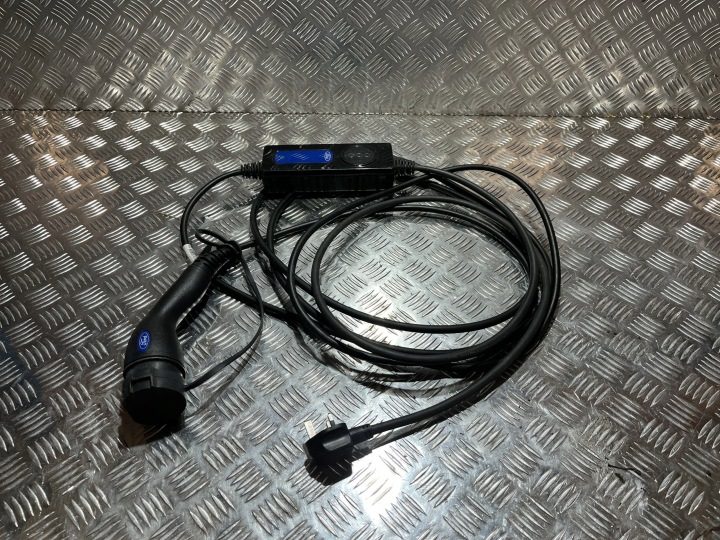 Кабель зарядки Ford Kuga MK3 20- Hybyrda LX68-10C763-BE, фото 1