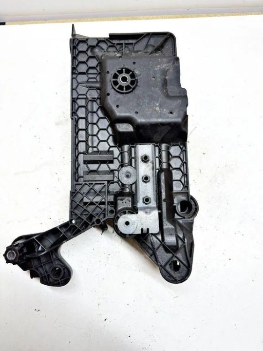 Площадка аккумулятора Audi A3 8Y 20- 1.5 TSI 5WA915331, фото 3