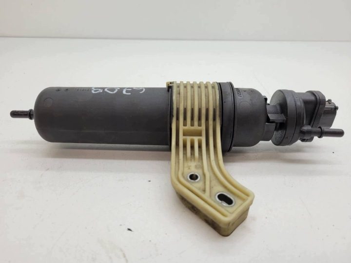 Корпус топливного фильтра BMW 7 G11 G12 72424519 3.0D 265 л.с. 730d 2016, фото 2