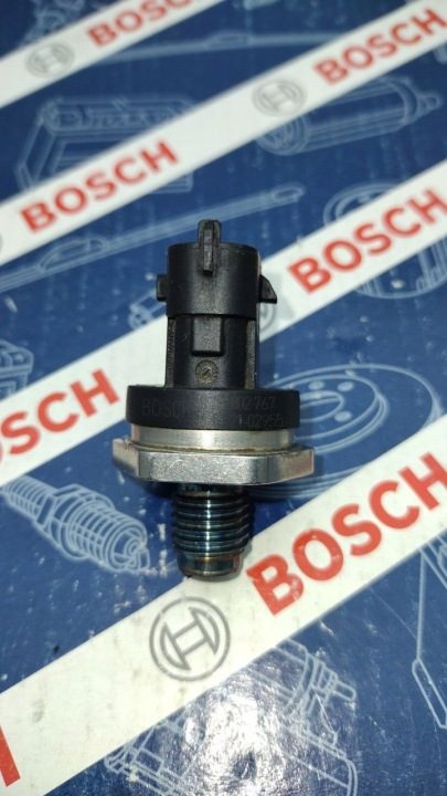 0281002840 ОРИГИНАЛЬНЫЙ REGULATORY ДАТЧИКА ДАВЛЕНИЯ ТОПЛИВА BOSCH, фото 1