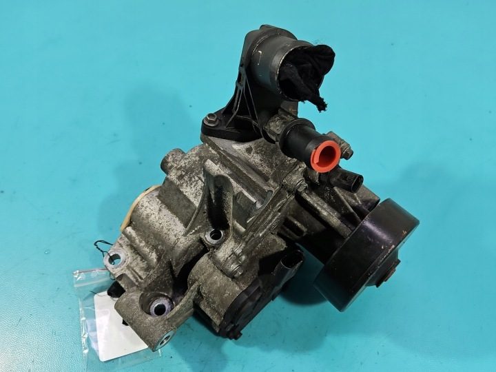 Помпа Opel Astra V K 1.5 CDTI (LXD) 55492966 55515120, фото 3