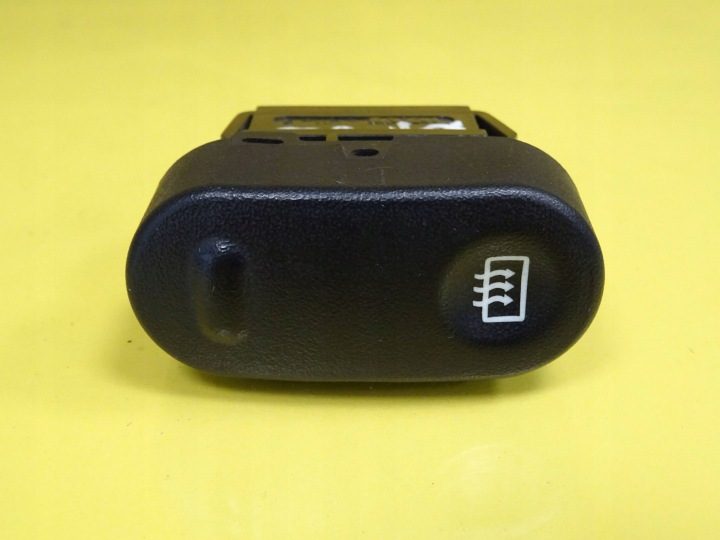 ПЕРЕКЛЮЧАТЕЛЬ ПОДОГРЕВА СТЕКЛА RENAULT KANGOO I 093829B NR261, фото 1