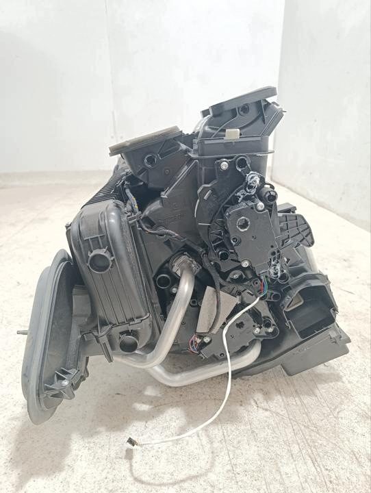 Корпус вентилятора A2138300805 Aston Martin DBX 2021, фото 16