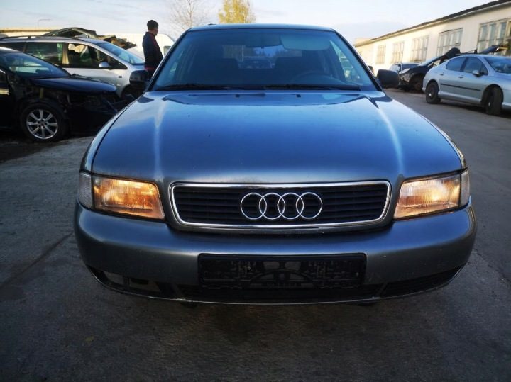 Audi A4 Вакуумный усилитель тормоза 1995 1.8L 8s0612105a, фото 5