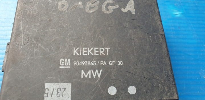 Opel Omega b блок управления центрального замка 90493865, фото 2