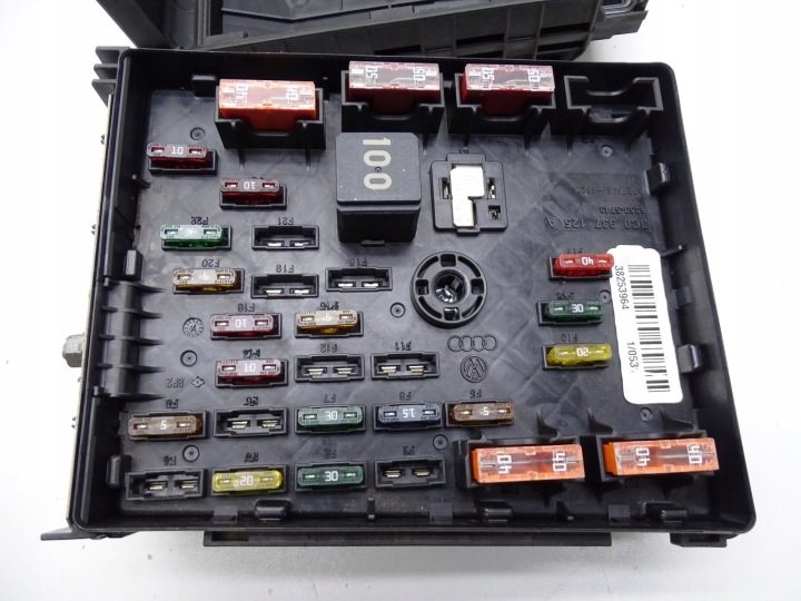Блок предохранителей VW Passat CC рестайлинг 3C0937125A, фото 9