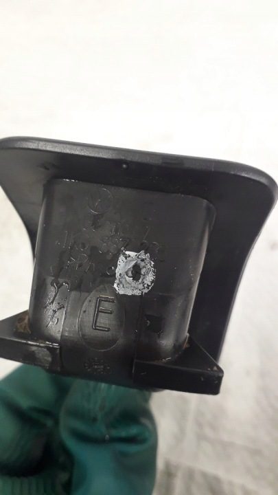 ЗАГЛУШКА КРЕПЛЕНИЯ ДЕТСКОГО КРЕСЛА 1K0887233 VW GOLF 5, фото 7