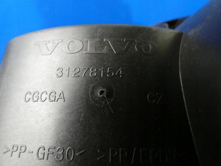 VOLVO S60 II ГОРЛОВИНА ЛЮЧОК ПЕТЛЯ ЛЮЧКА ГОРЛОВИНЫ БЕНЗОБАКА, фото 4