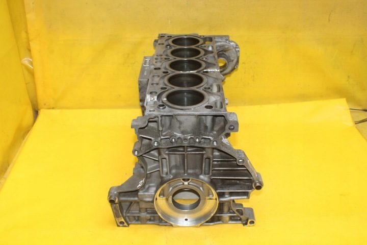 БЛОК ЦИЛИНДРОВ VOLVO S60 II S80 II 2.4 BITURBO D5 D5244T15 09487202 31339345, фото 2