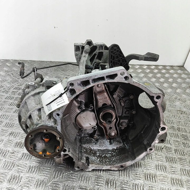 КОРОБКА ПЕРЕДАЧ SKODA YETI (5L) DTK 34526241 2.0L 81 кВт 2015, фото 1