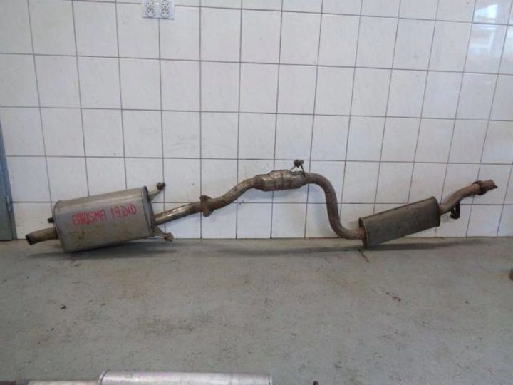 СИСТЕМА WYDCHOWY MITSUBISHI CARISMA 1.6 1.8 ГЛУШИТЕЛЬ, фото 1