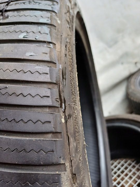 4× Шина летняя Bridgestone Potenza RE050A 255/35R18 90 Вт защита диска, усилитель (XL), фото 13