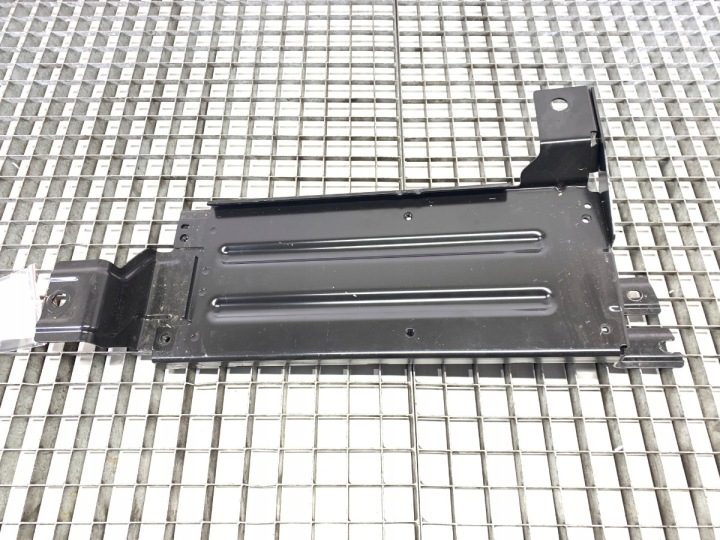 Площадка аккумулятора Audi Q8 4M09155 3.0 286 л.с. кронштейн, фото 1