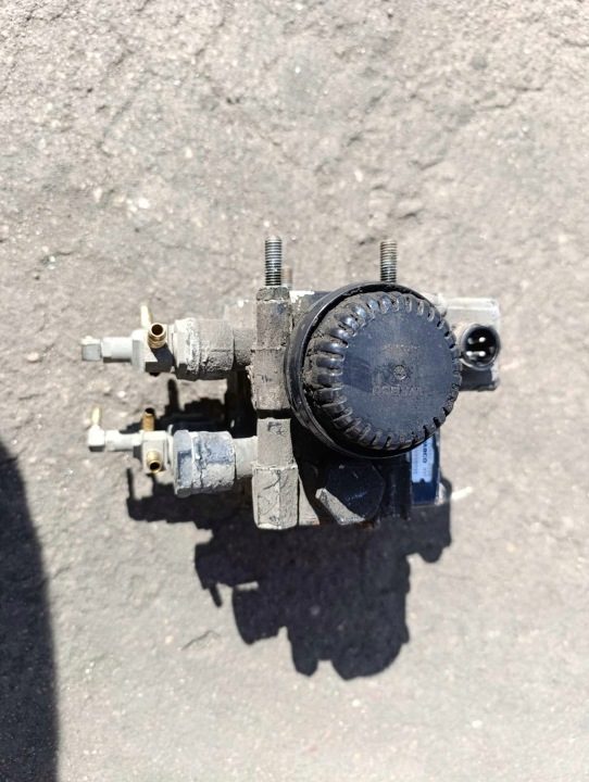 Клапан пневматический Ecas Wabco MAN TGX TGA 81.25902.6240, фото 3