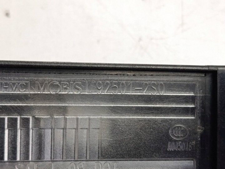 Hyundai ix35 09-15 Фонарь номерного знака 92501-2S0, фото 3