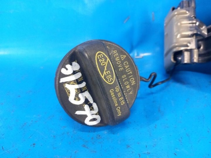 Крышка горловины бензобака 7730053040 Toyota PRIUS 16-, фото 1