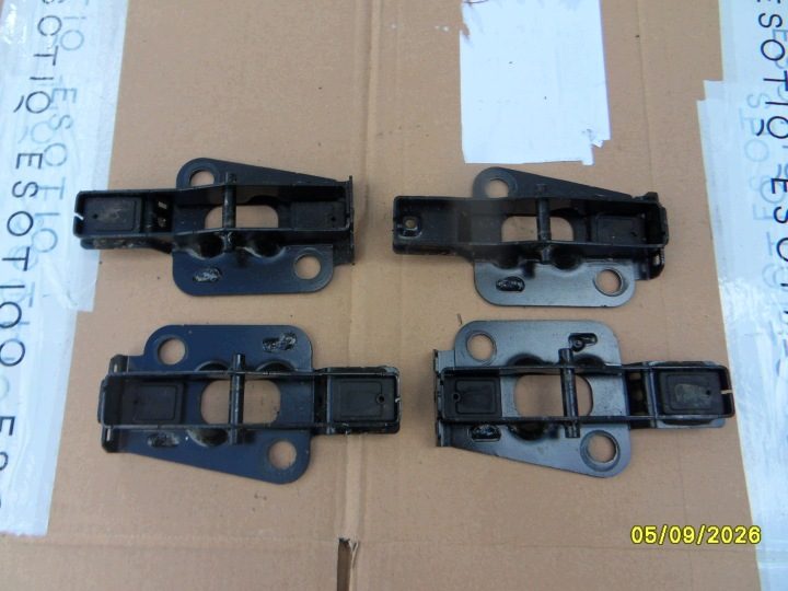 Крепление защелка сиденья VW Caddy V 2K7 2K5883285, фото 1