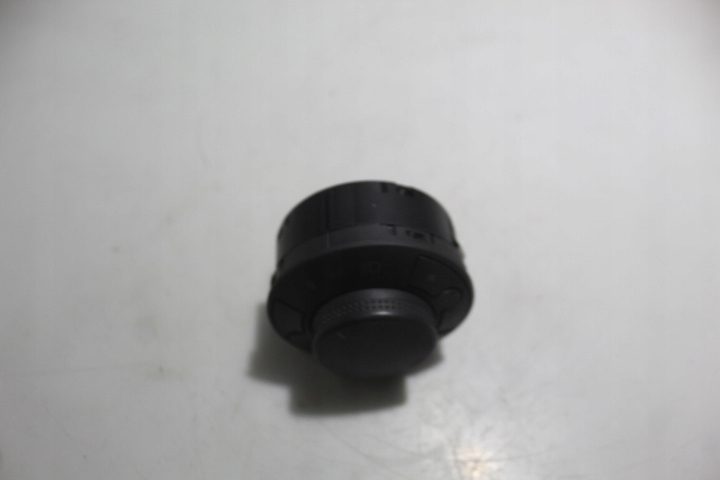 ПЕРЕКЛЮЧАТЕЛЬ СВЕТА OPEL CORSA D, фото 2