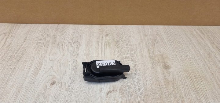BMW 3 E36 ЗАГЛУШКА КРЫШКА ПРАВОЙ ФАРЫ ПЕРЕДНЕЙ 1305239064 ZF063, фото 1