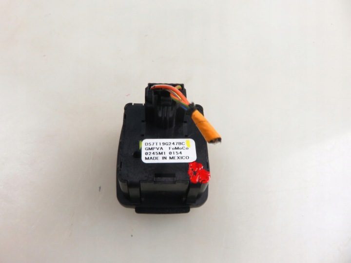 ГНЕЗДО 12V DS7T19G247BC, фото 3