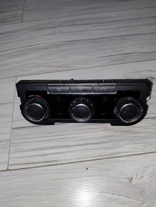 Переключатель кондиционера Volkswagen OE 5HB009751, фото 1