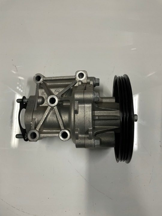 Mitsubishi OE 1300A110 Дополнительная помпа, фото 1