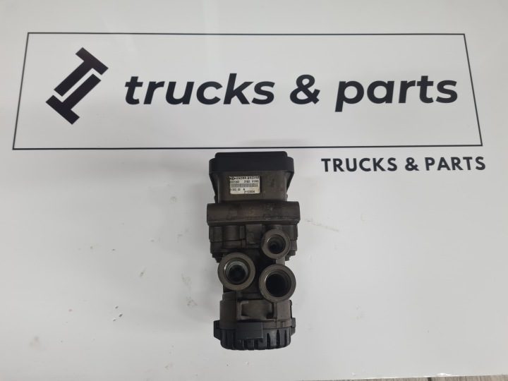 КЛАПАН ПЕРЕДНИЙ МОДУЛЯТОР EBS VOLVO РЕСТАЙЛИНГ FE FH FM RENAULT DXI, фото 2
