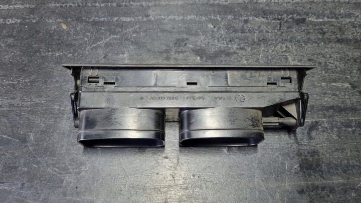 VW TRANSPORTER T4 РЕШЕТКИ ОБДУВА СРЕДНИЕ 7D1819703A, фото 2