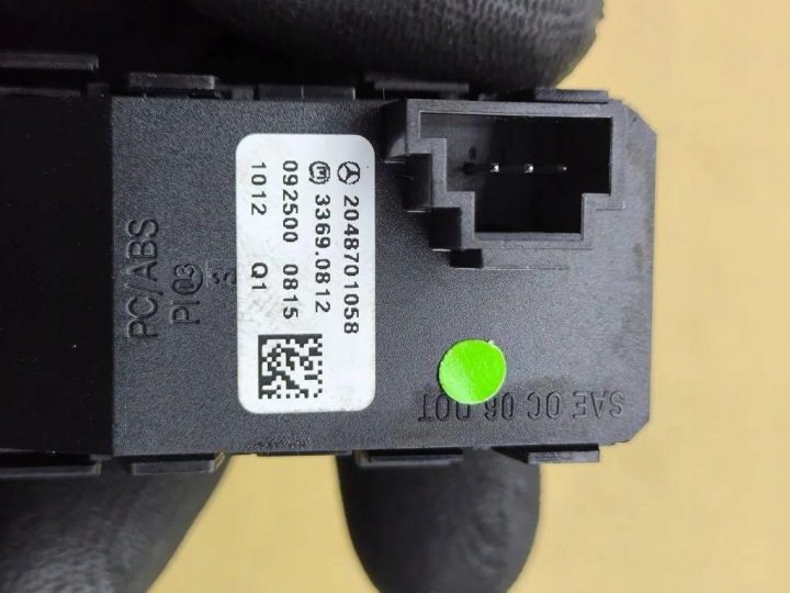 Воздухозаборник консоли MERCEDES-BENZ C (W204) A2048307354 2.1L дизель 150 кВт, фото 2