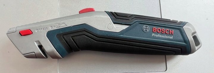 Bosch Professional нож tnący 18 мм 1600A01TH6, фото 1