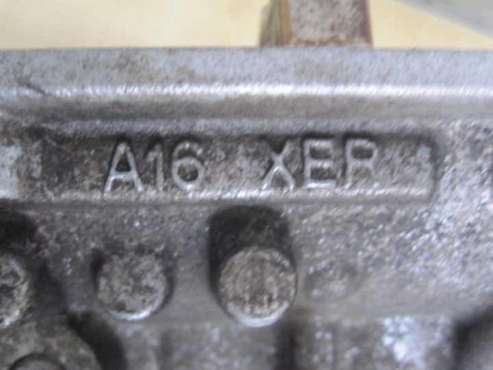 ASTRA ZAFIRA 1.6 16V A16XER 115 л.с. 13 г. головка блока 55559340, фото 8