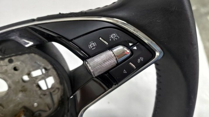 Руль мультифункциональный Skoda Octavia IV 5E3959542H, фото 4