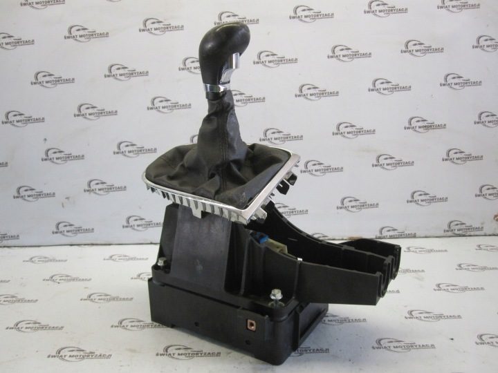 ASTRA J GTC 13 г. рычаг ручка переключения передач 55577540, фото 2